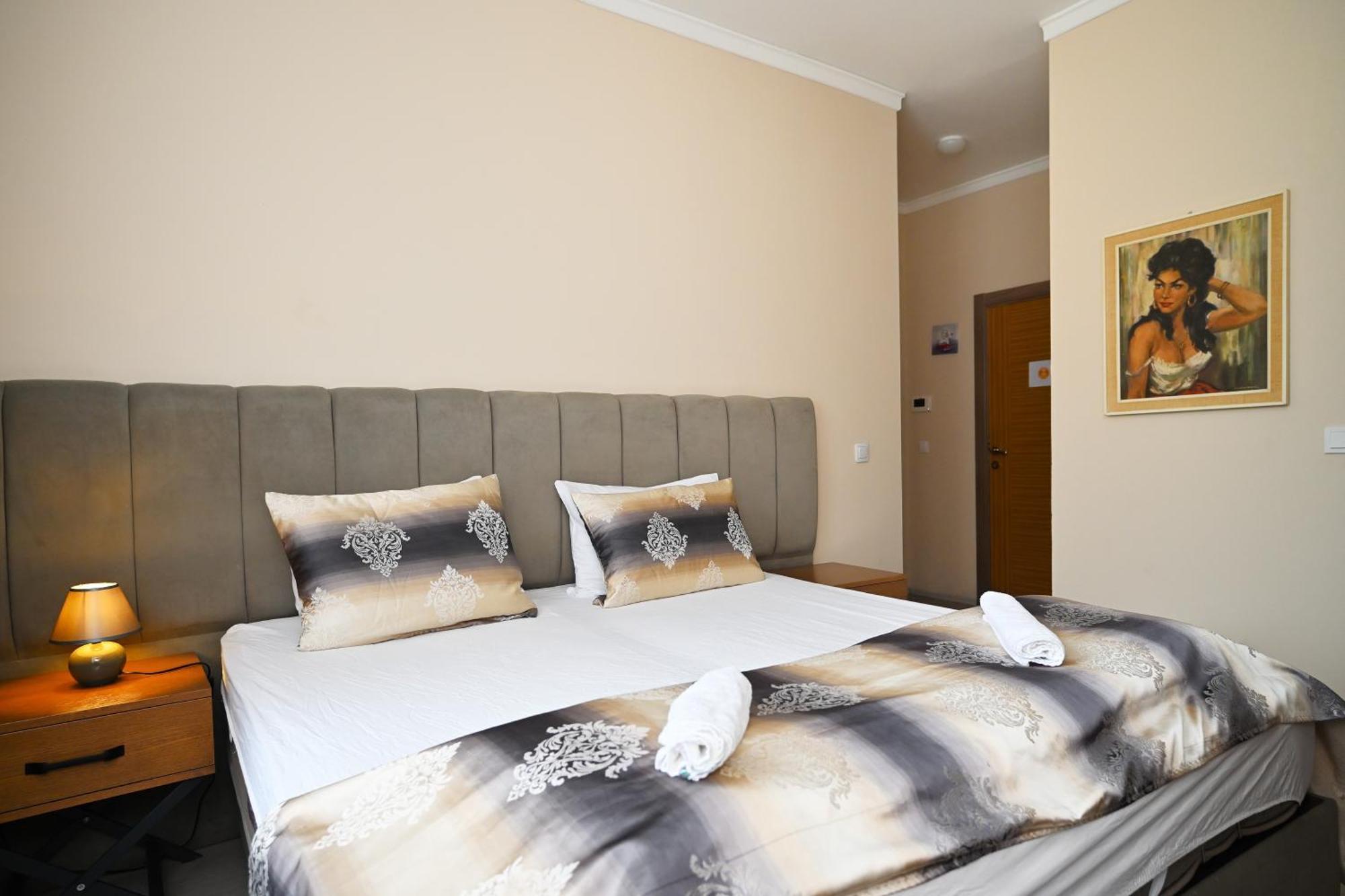 Ferienwohnung&Aparts By Kispet Group Hotels In Oberhausen Oberhausen  Eksteriør bilde